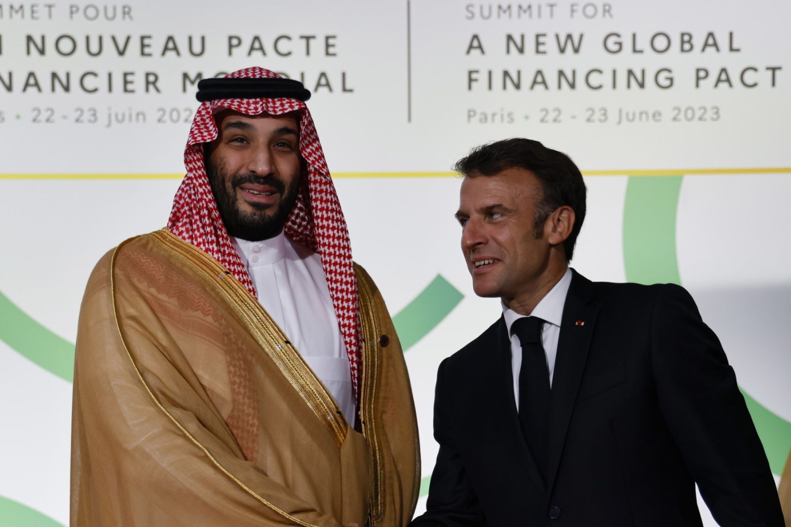 Climate finance summit kicks off in Paris