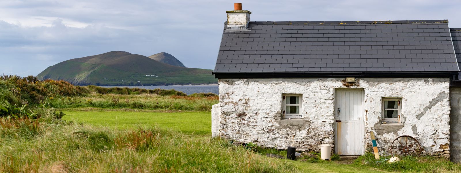 Get $100,000 for living on a remote island in Ireland!