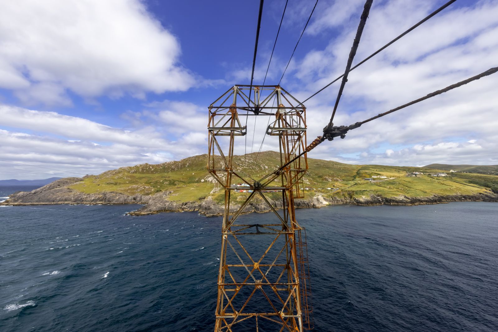 Get $100,000 for living on a remote island in Ireland!