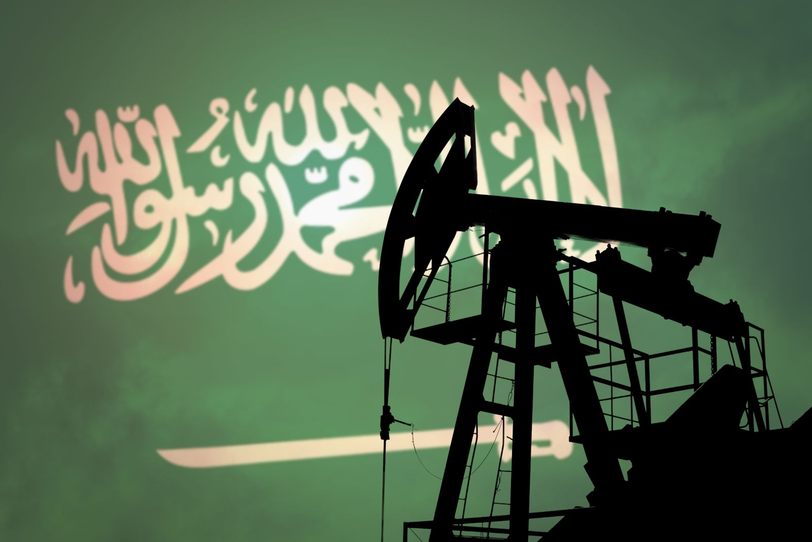 Oil prices slip slightly on China concerns