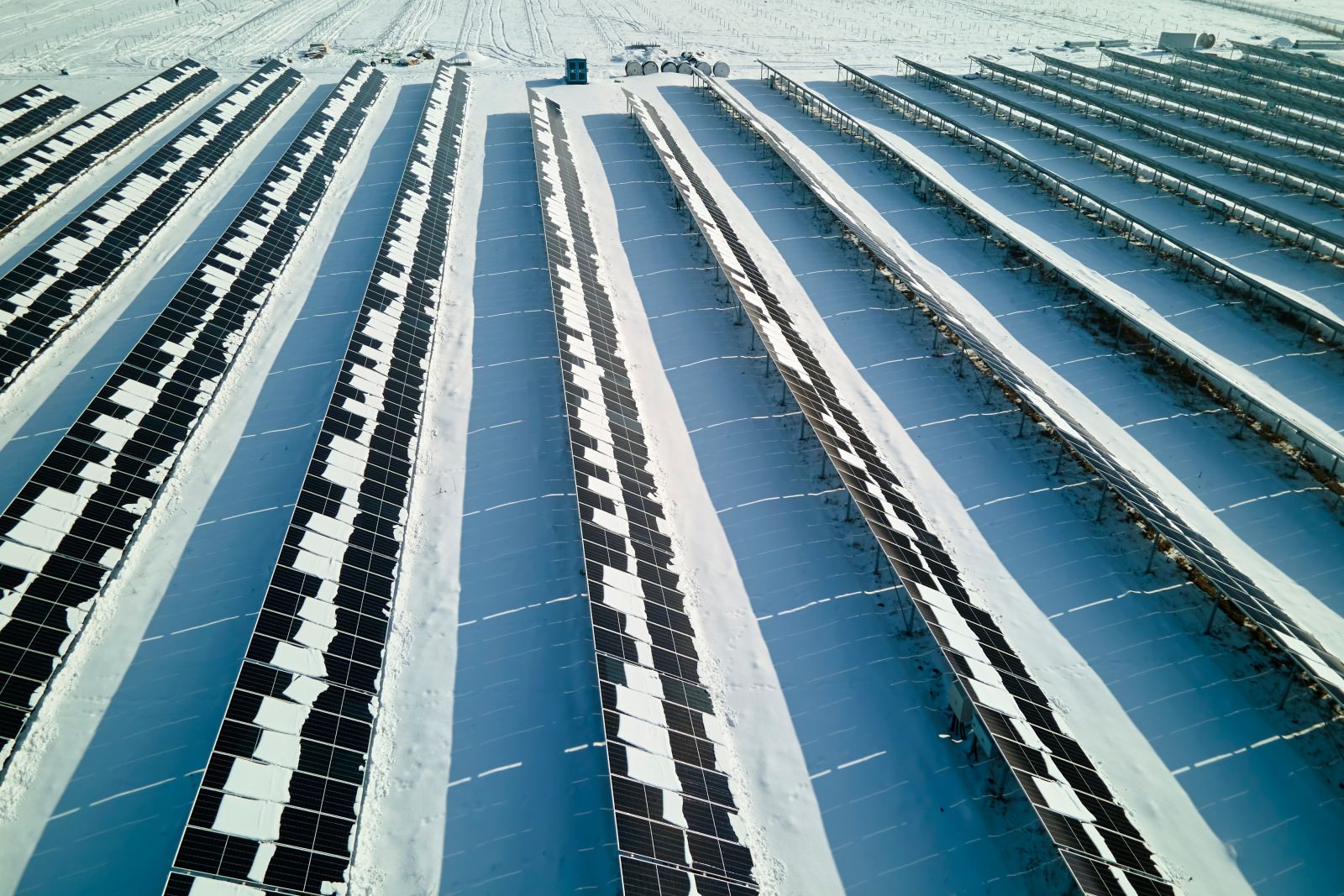 Norway installs solar panels in the Arctic