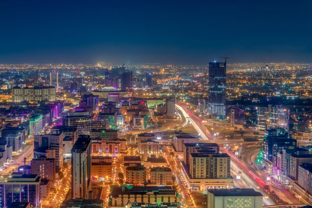 Unfolding the global property crisis