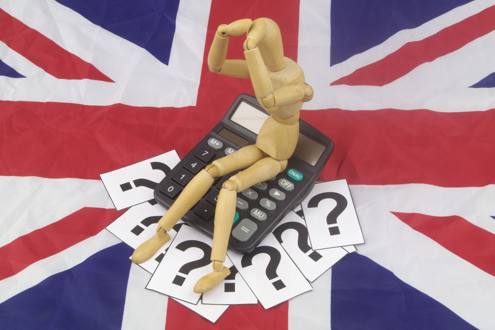 Basic UK wages surge at record rates