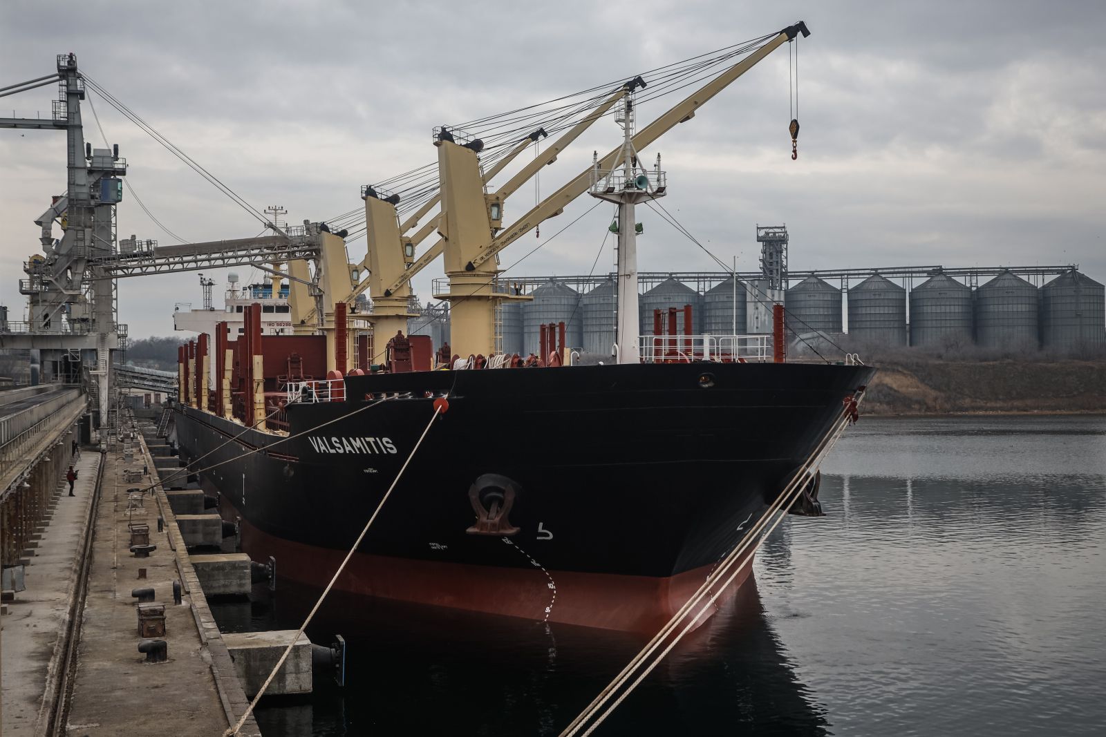 EU commission mulls on subsidizing Ukrainian grain exports