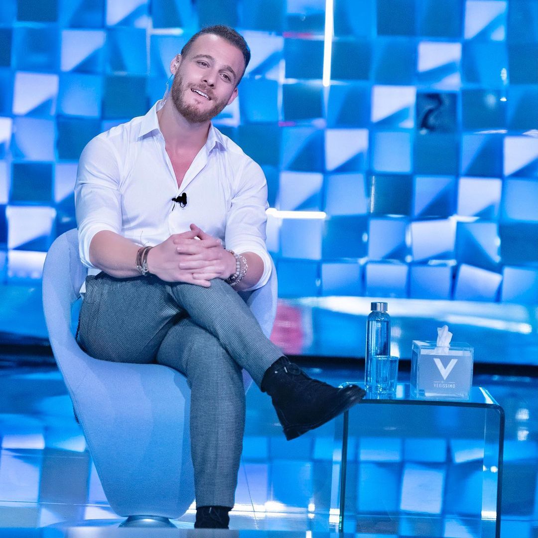 Kerem Bürsin Nasıl Aşık Olduğunu Açıklıyor Hande Erçel Verissimo 