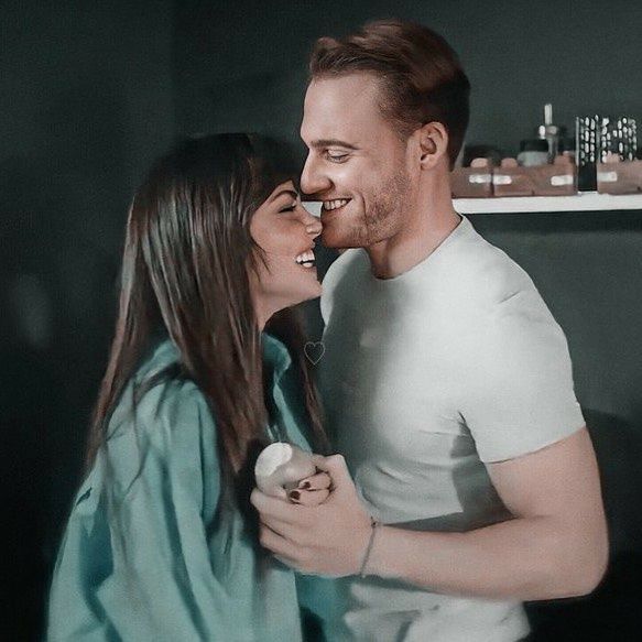 Kerem Bürsin bursin Hande Erçel ercel Miguel Ángel Silvestre Mediaset