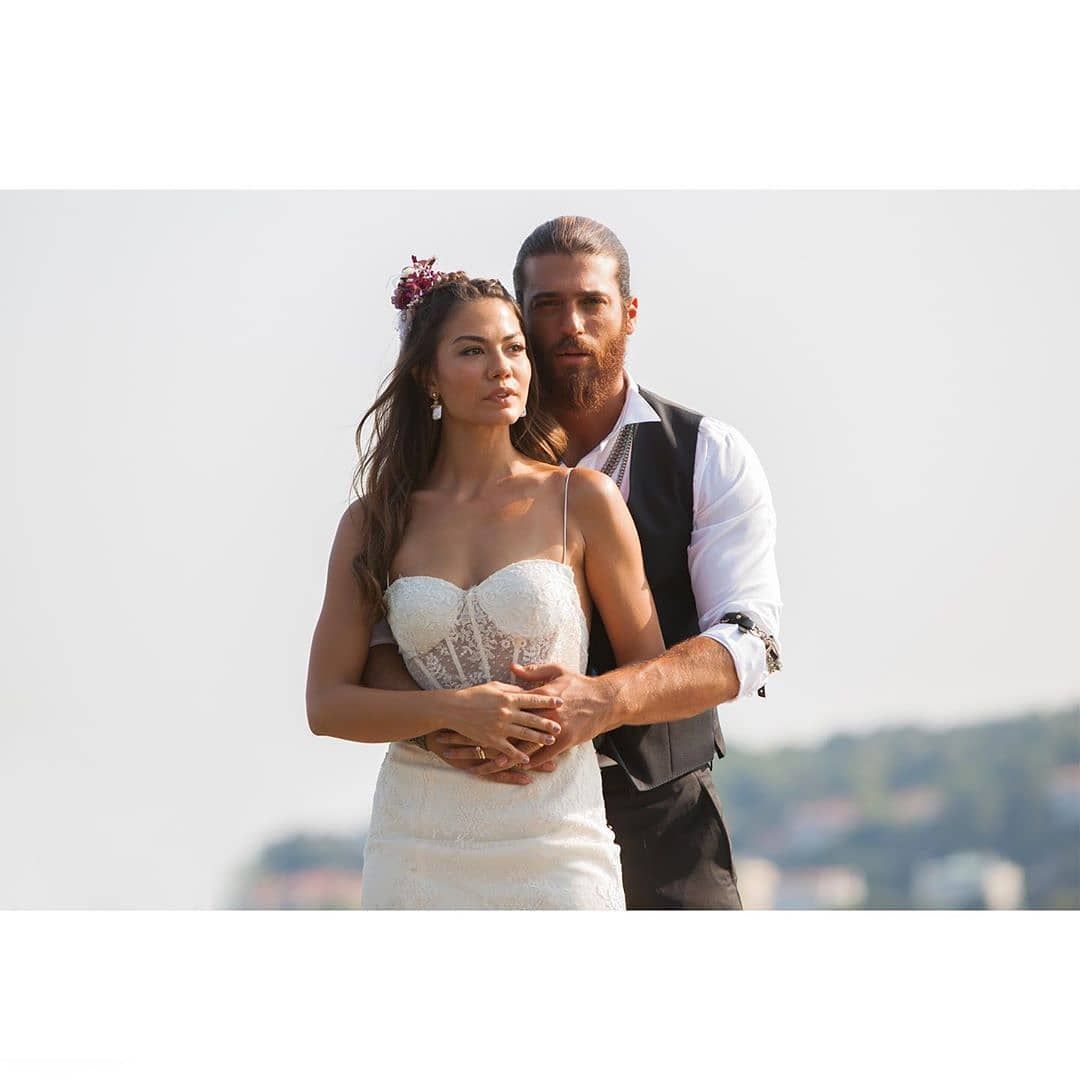Why Can Yaman and Demet Özdemir's Wedding Was Cancelled