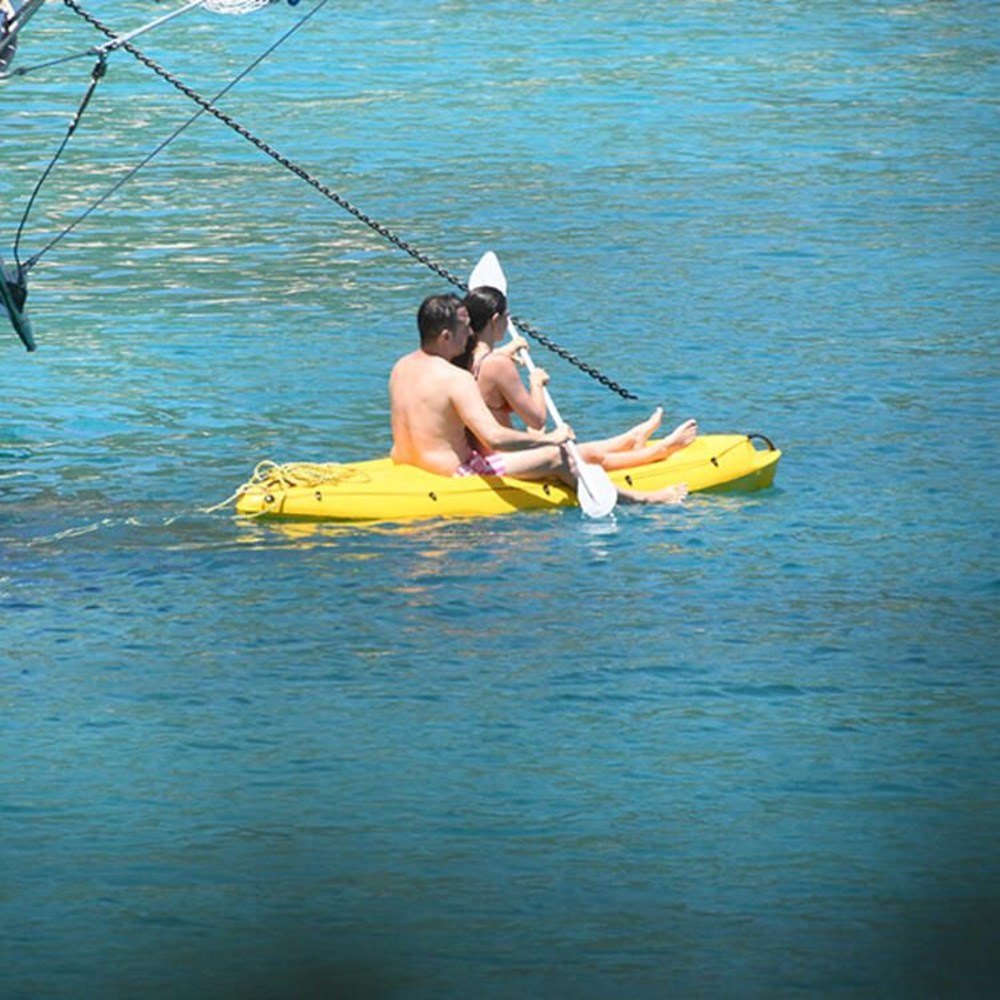 Demet Özdemir Oğuzhan Koç Aslı Bekiroğlu Çağrı Telkıvıran Fethiye Muğla Balıkesir Ayvalık vacation summer