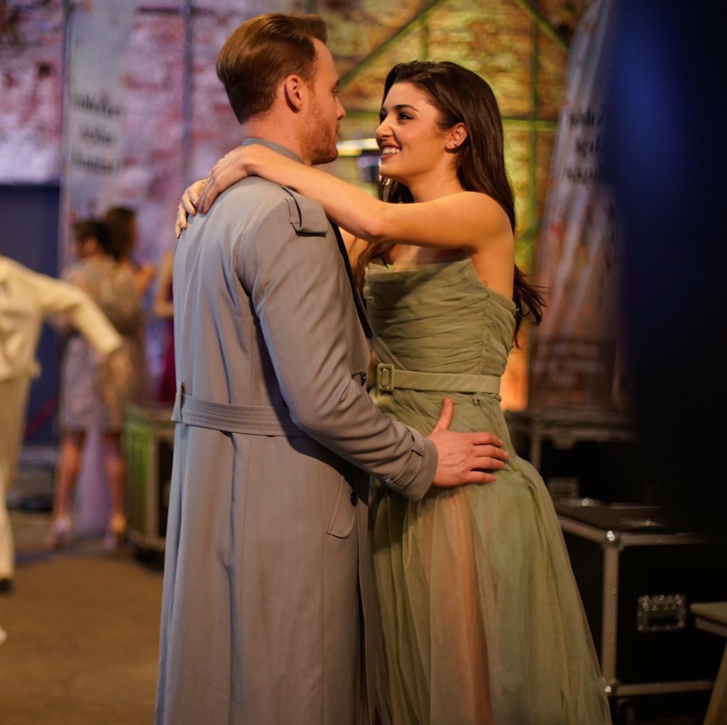 Hande Erçel ercel Kerem Bürsin bursin wedding marriage düğün evliliği
