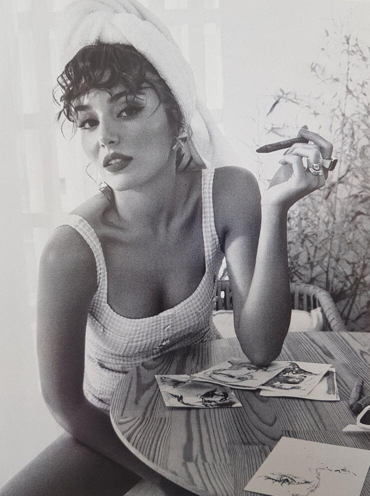 Hande Erçel ercel Vogue Türkiye turkey