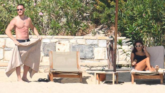 Kerem Bürsin bursin Hande Erçel ercel Bodrum tatil seyahat vacation final Sen Çal Kapımı