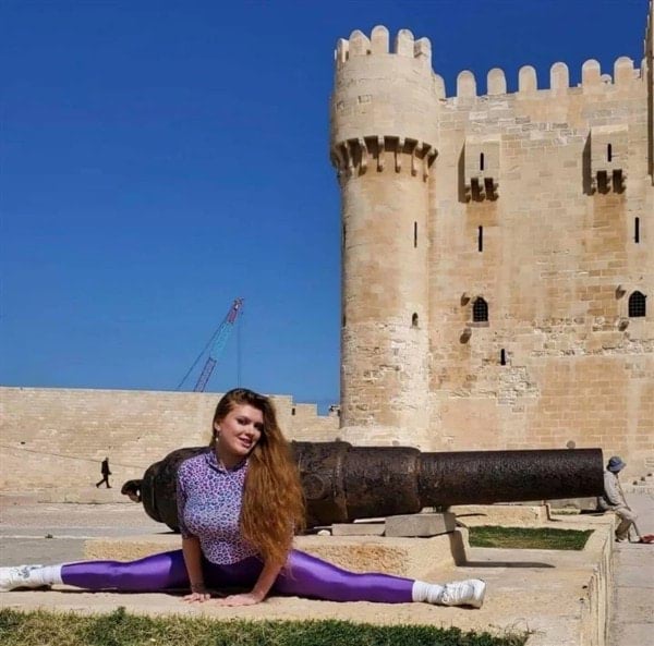 Russian Belly Dancer sexual cannons Citadel of Qaitbay fortress