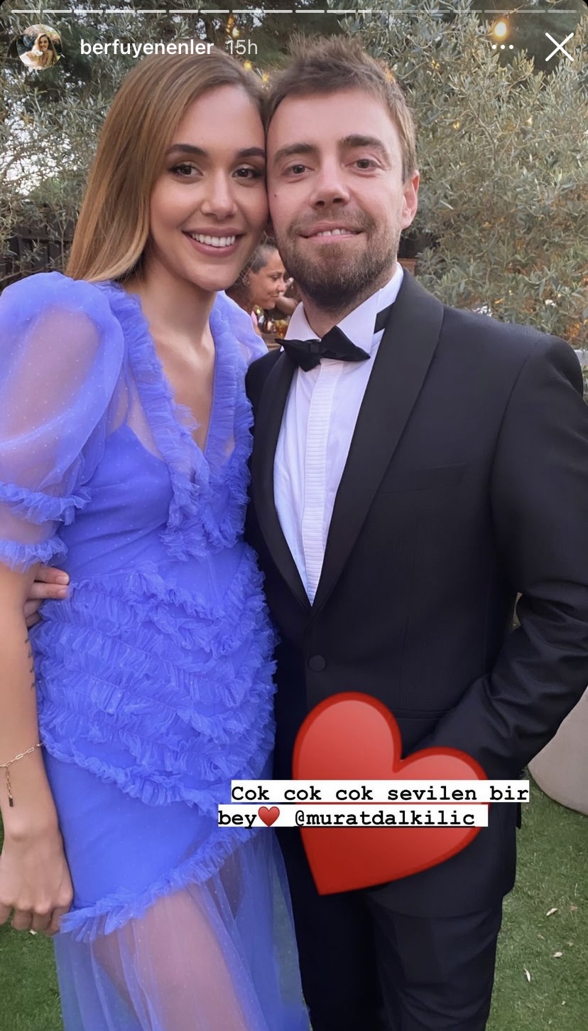 Zeynep Bastık bastil Tolga Akış akis wedding düğün Hande Erçel's ex boyfriend, Turkish singer-songwriter Murat Dalkılıç