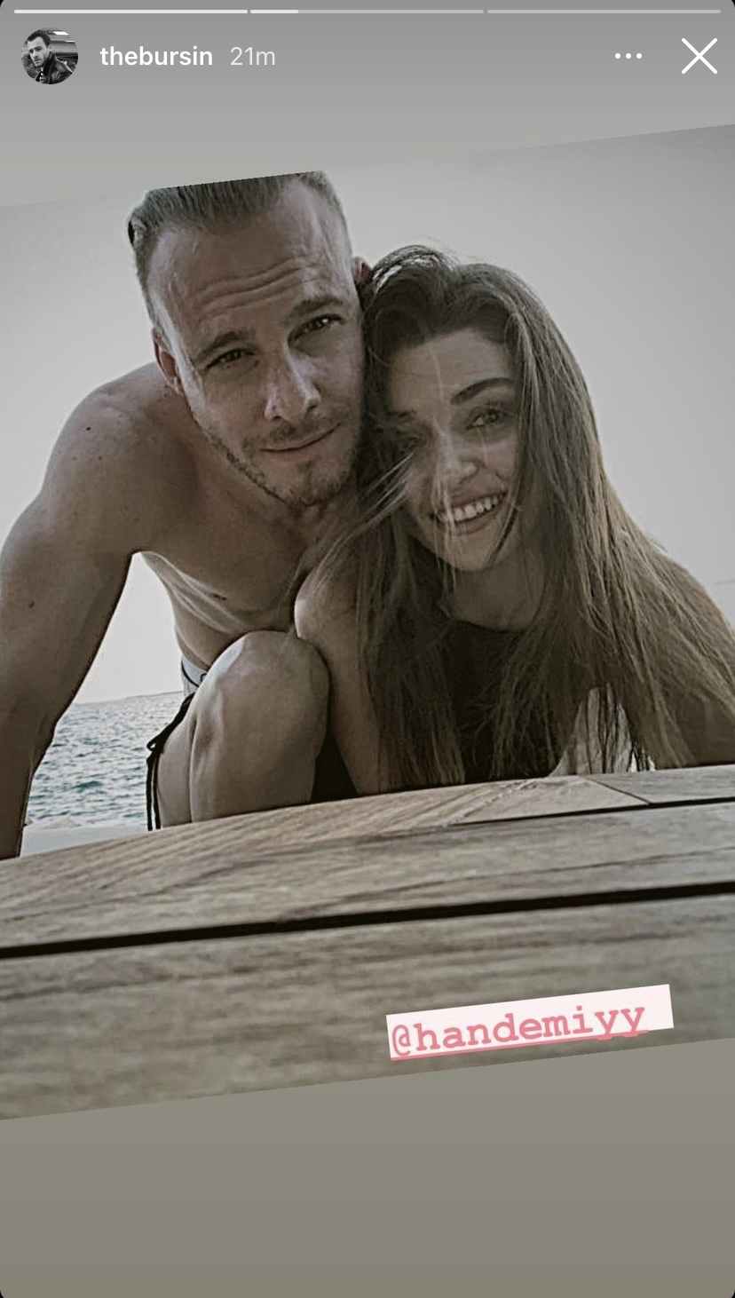 Kerem Bürsin shares an unseen picture from the sea with hande ercel bikini Kerem Bürsin, hande erçel bikinisiyle denizden görülmemiş bir fotoğraf paylaştı