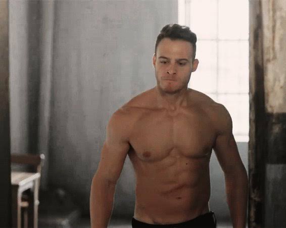 Kerem Bürsin bursin topless shirtless naked muscles 