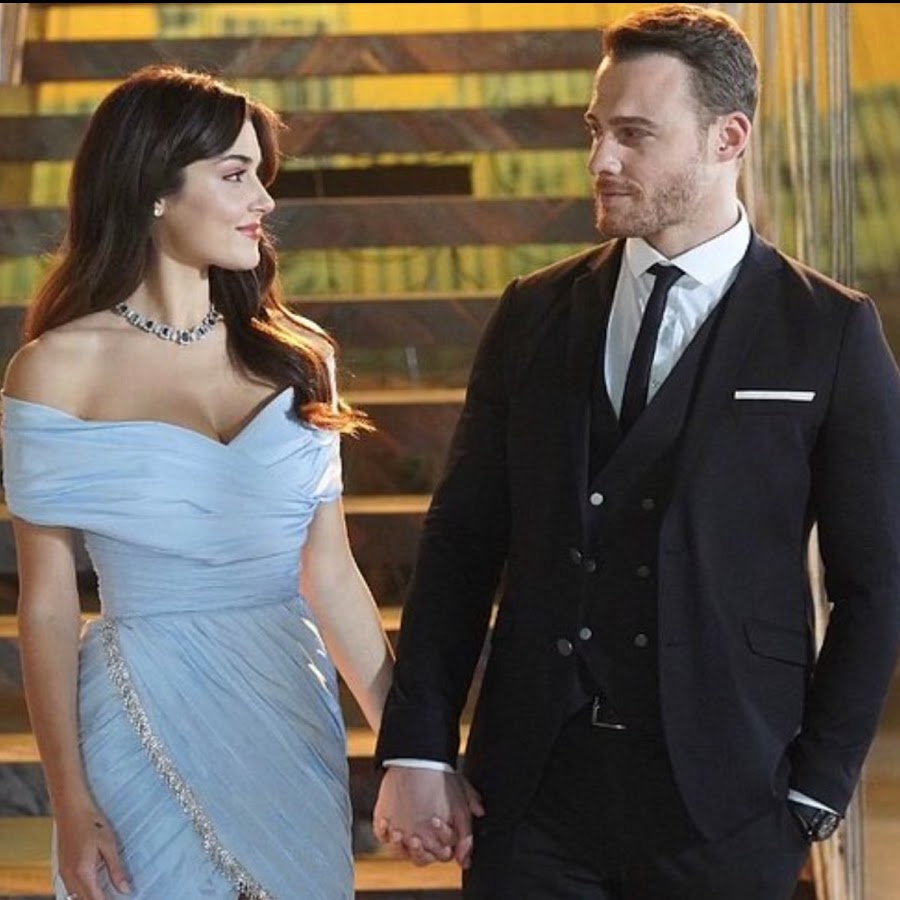 Kerem Bürsin and Hande Erçel Netflix