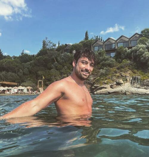 Alp Navruz 