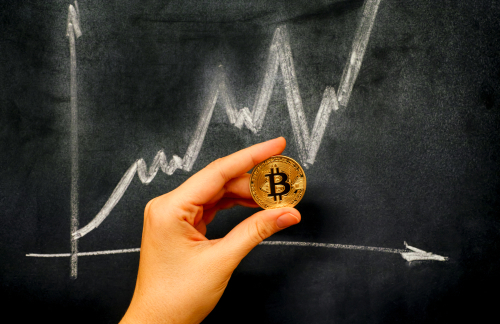 لماذا يرتفع البيتكوين هذا الشهر؟