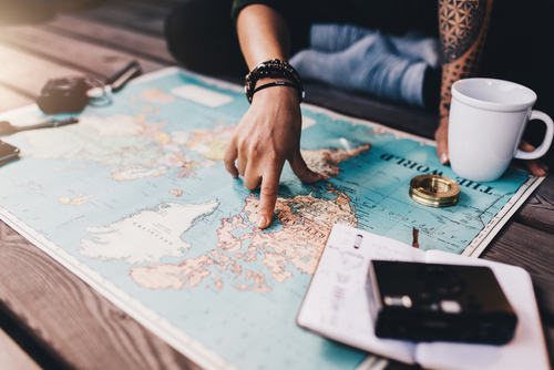 10 Travel Apps That Will Help You Save Money