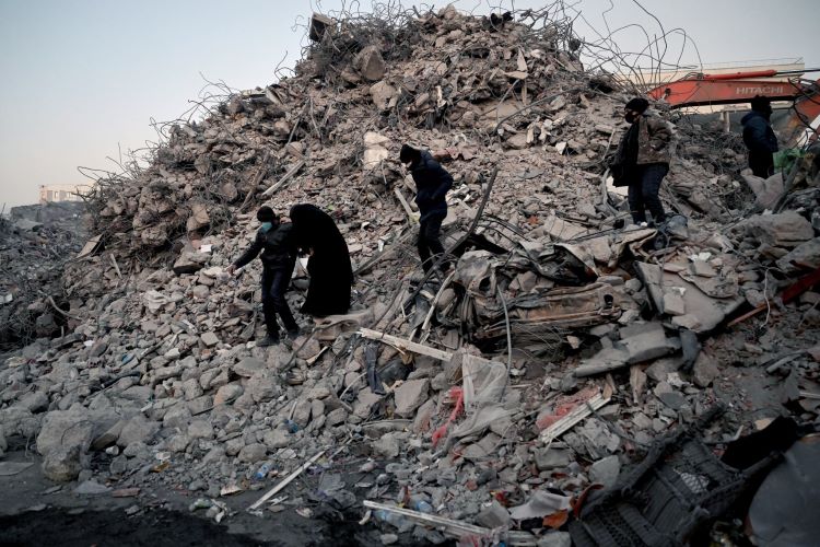 ""انهيار المباني جراء غش المقاولين لا يزال يثير غضبا في تركيا