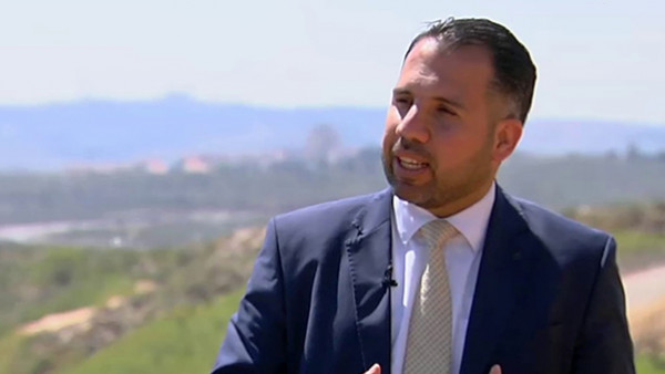 ""الصحفي علاء الريماوي