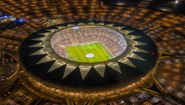 ملعب الجوهرة المشعة