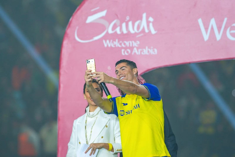 "فاطمة فهد"