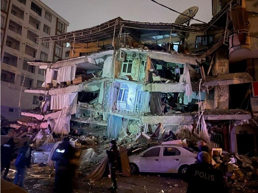 "زلزال تركيا"