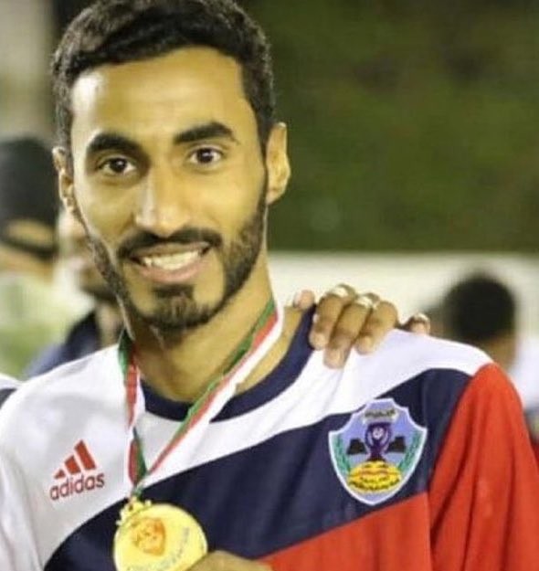 لاعب نادي الرستاق العُماني منذر الحراصي في ذمة الله