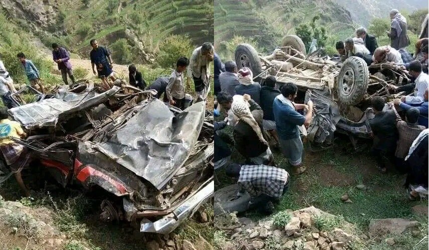 سقوط سيارة في منحدر جبلي باليمن 