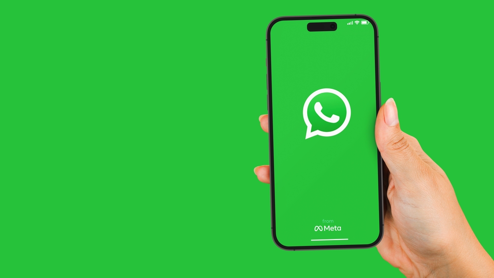 Beware of pink Whatsapp