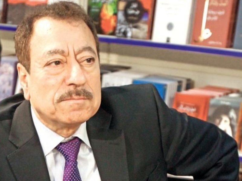 مكتبة البوابة: "رحلة لاجئ من المخيم" عبد الباري عطوان