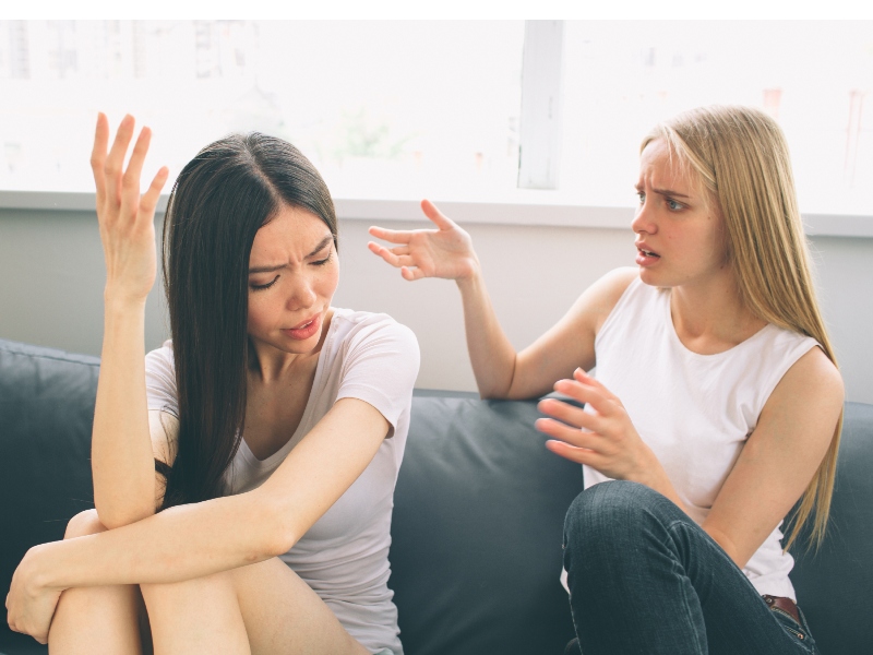 5 مؤشرات على انك بحاجة للانفصال عن صديقك