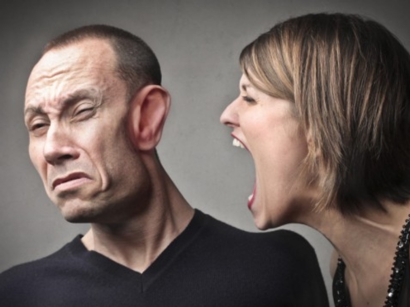 علاقات البوابة: 6 أنواع من النساء يكرهها الرجال