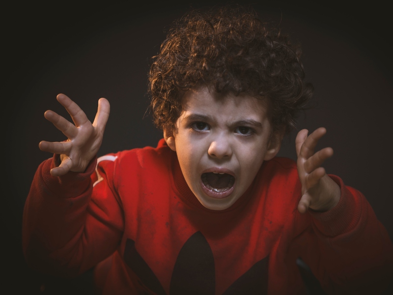 أنواع نوبات الغضب عند الأطفال وطرق علاجها