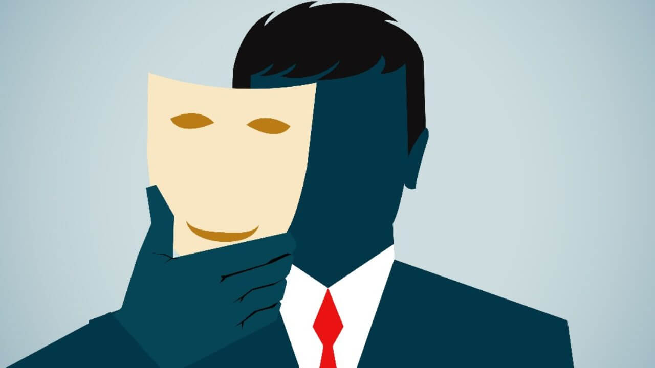 جمل عن الناس المنافقة