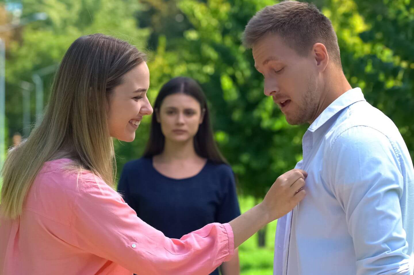 عبارات قصيرة عن المنافقين