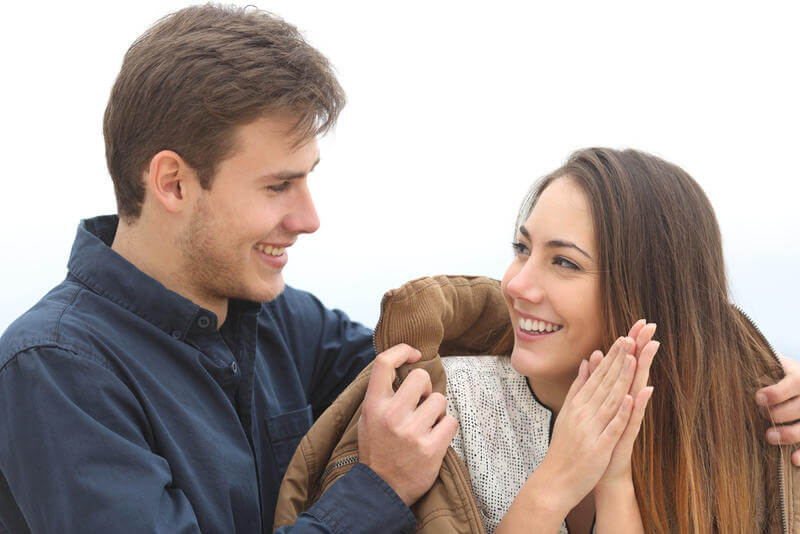 علامات الحب الجسدية عند المرأة
