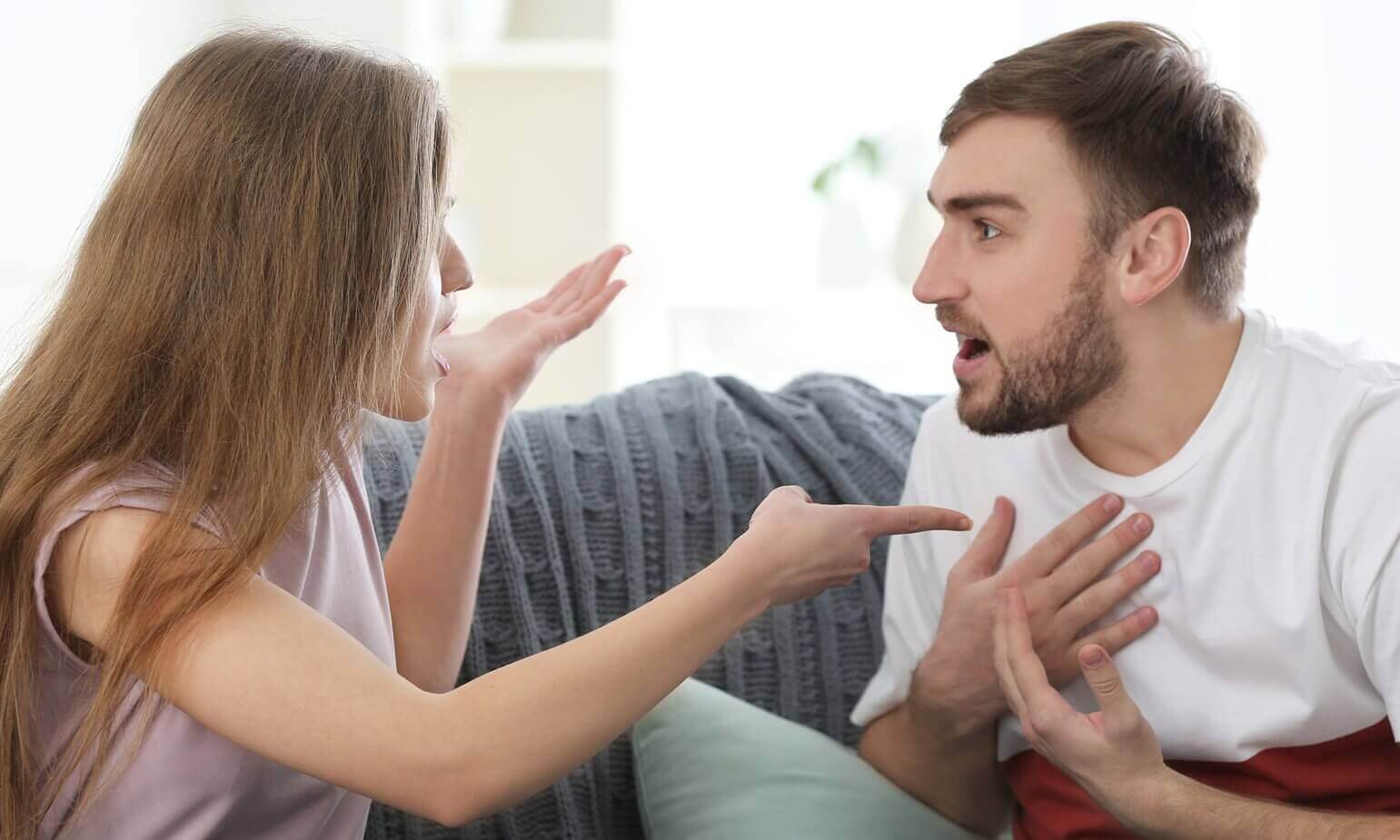 كلام مقصود لشخص تكرهه تويتر