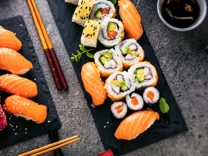 إتيكيت تناول السوشي