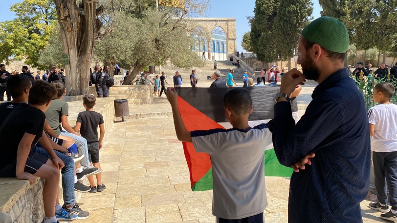 فلسطينيون يتصدون لاقتحام المستوطنين للمسجد الأقصى