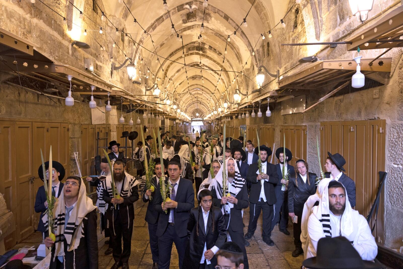 متطرفون يهود في أزقة البلدة القديمة في القدس