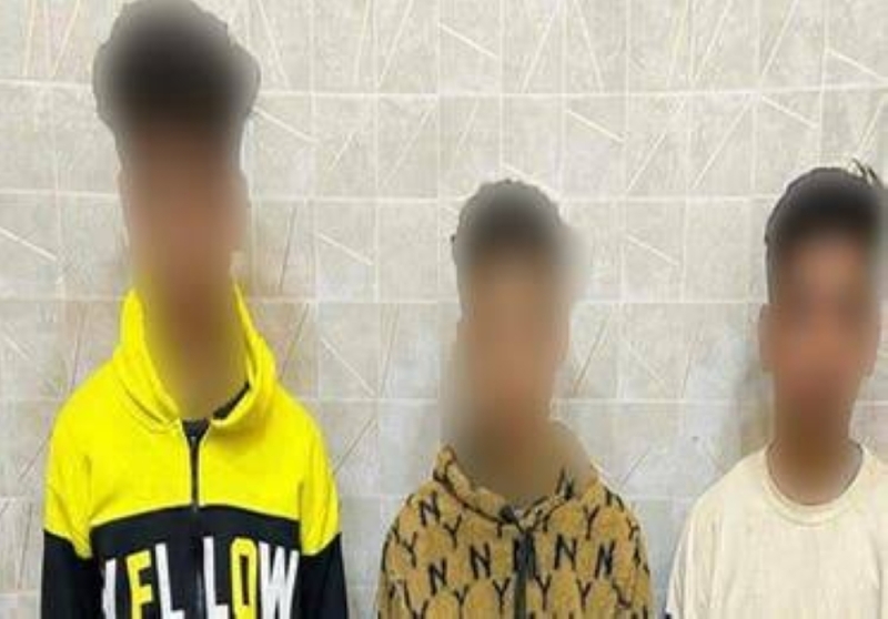 شبان يتحرشون بسائحة أجنبية في القاهرة