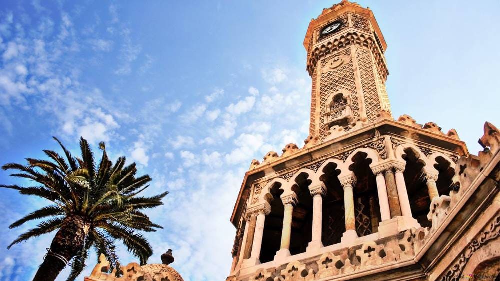 أهم الأنشطة السياحية عند برج الساعة