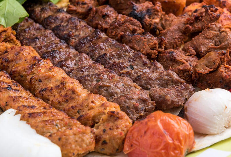 الأطباق التي يشتهر بها مطعم مجبوس اسطنبول