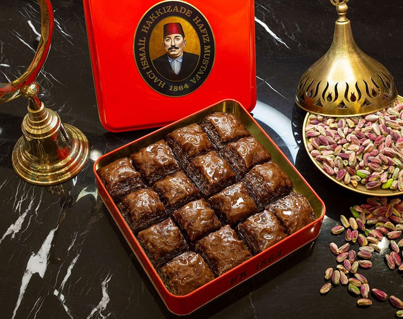 بقلاوة حافظ مصطفى بالشوكولا