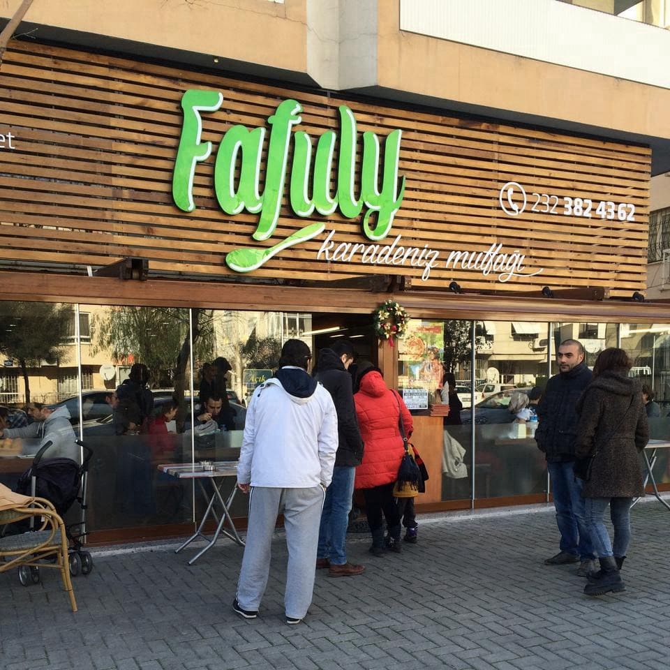 تقييمات زوار مطعم ففولي كارادينيز ازمير