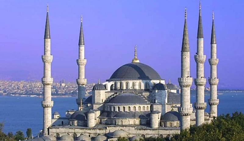 خدمات جامع الفاتح في اسطنبول