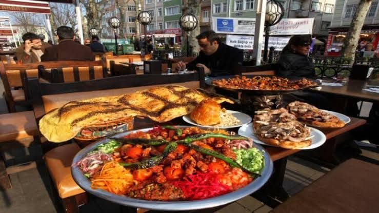 دليل مطاعم ومقاهي مول ويست بارك أوت ليت ازمير