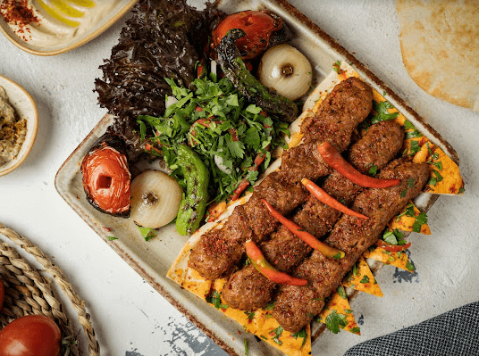 مطعم صحتين